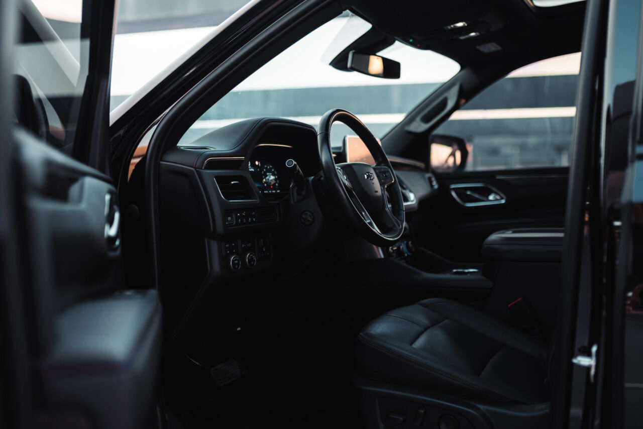 Chevrolet Tahoe Black