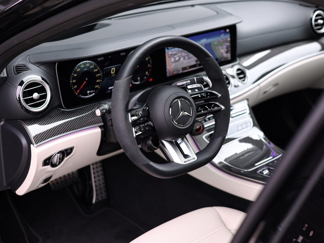 Mercedes E63S AMG Black