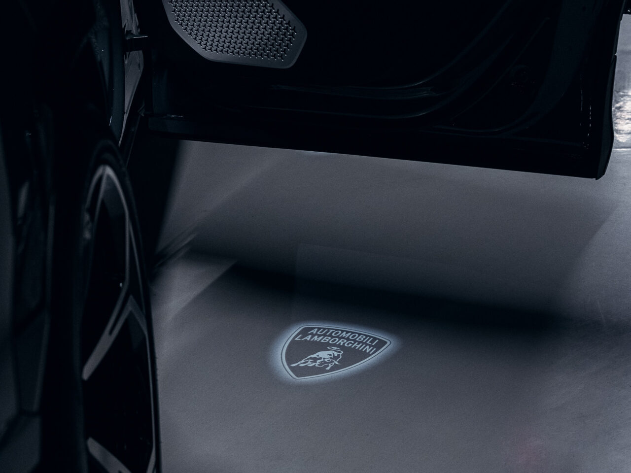 Lamborghini Urus Grey