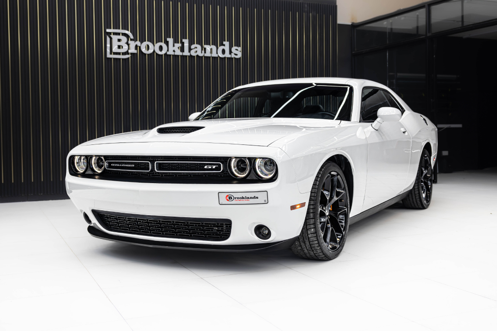 Dodge Challenger White