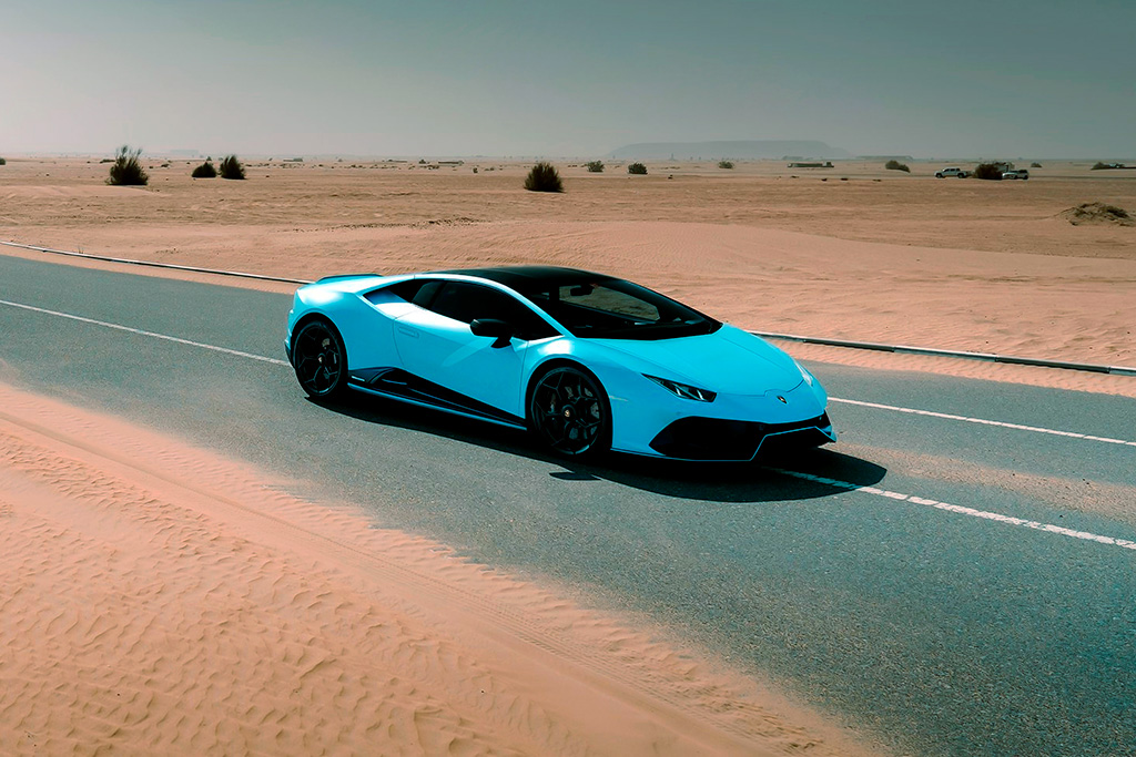 Lamborghini Huracan Blue
