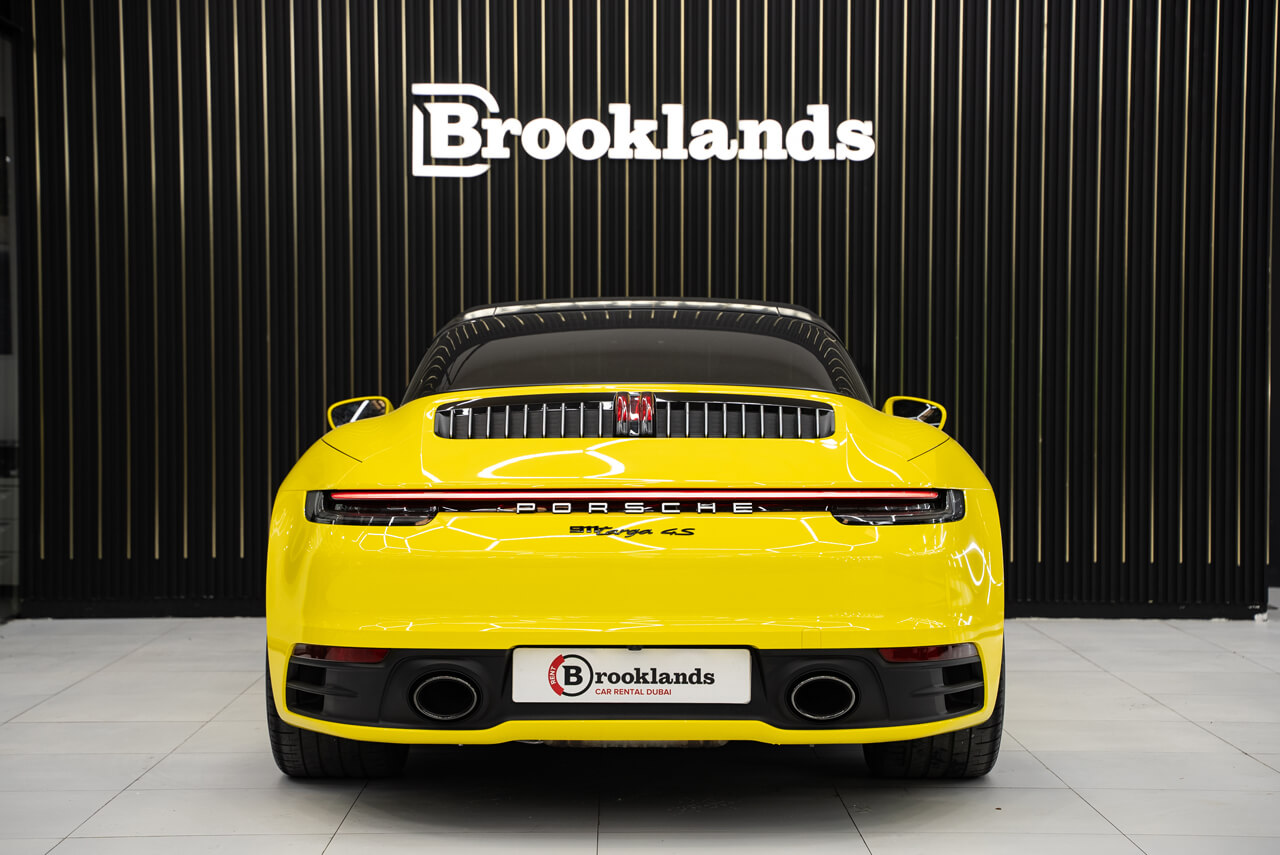 Porsche 911 Targa 4S Yellow