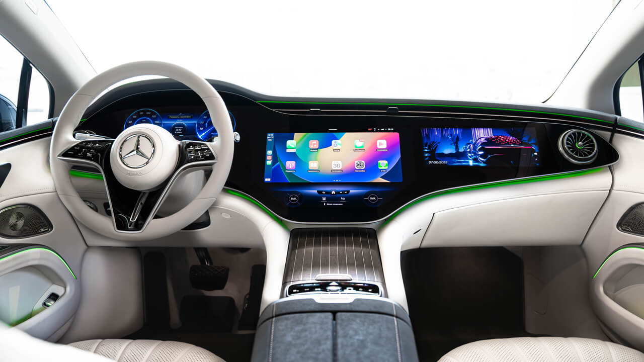 Mercedes EQS 580 Dark Blue