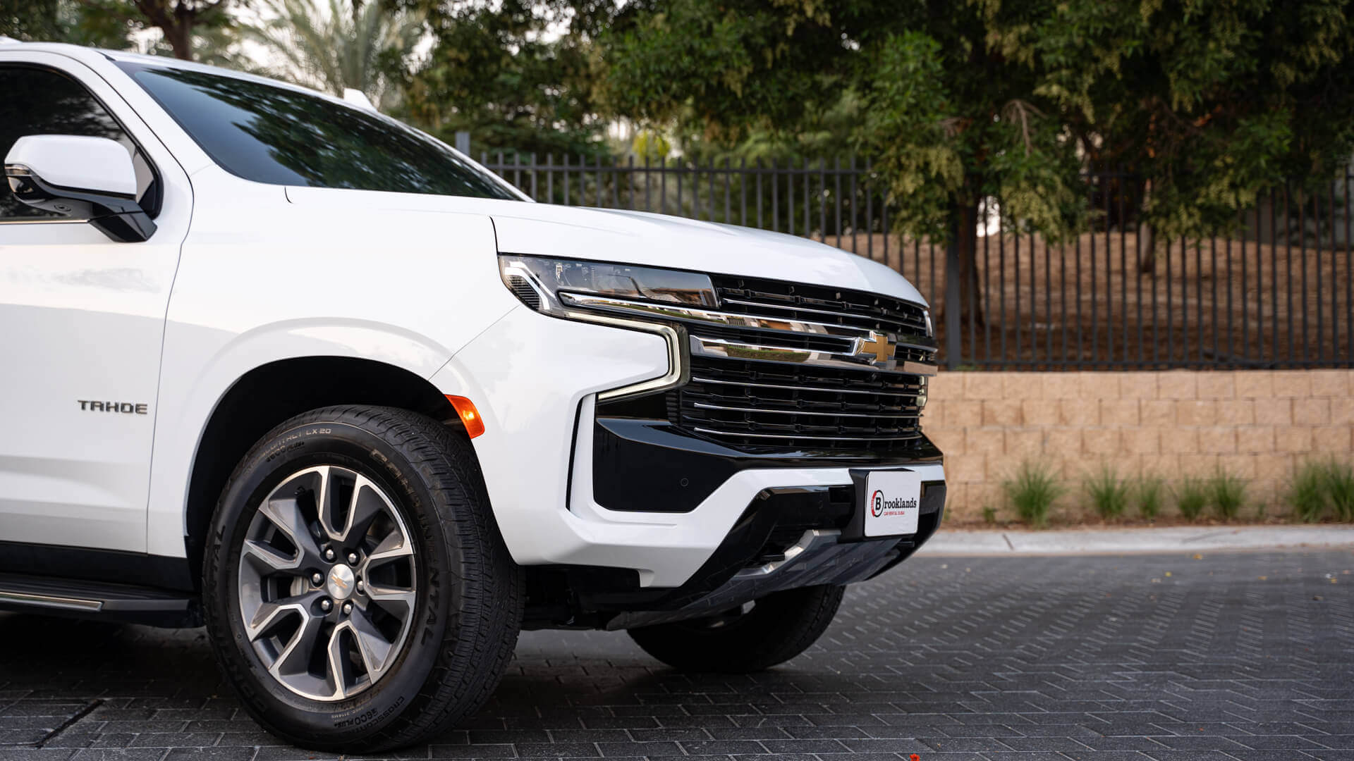 Chevrolet Tahoe White