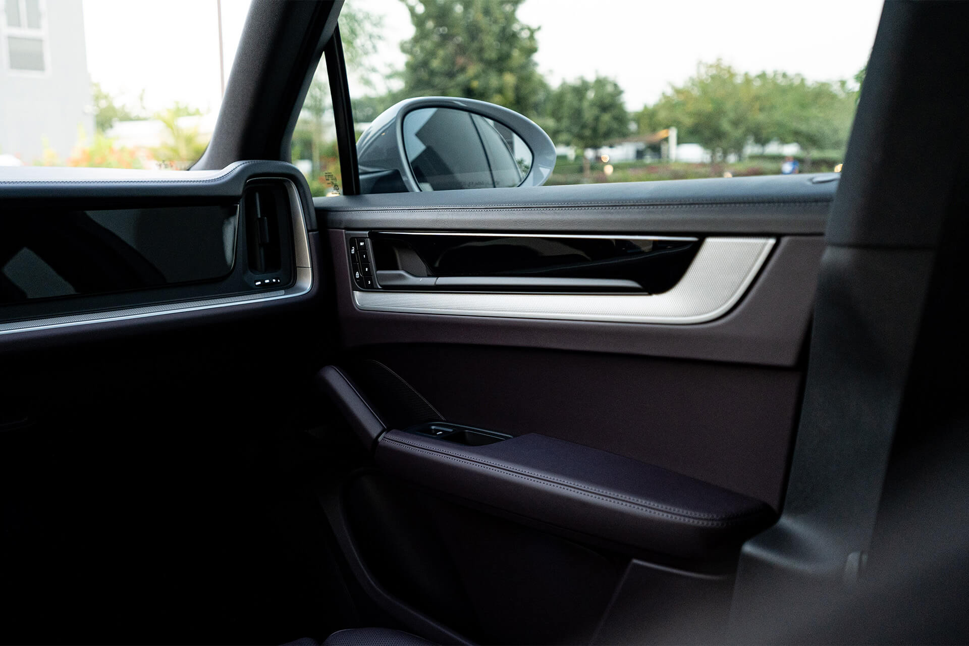 Porsche Cayenne Grey