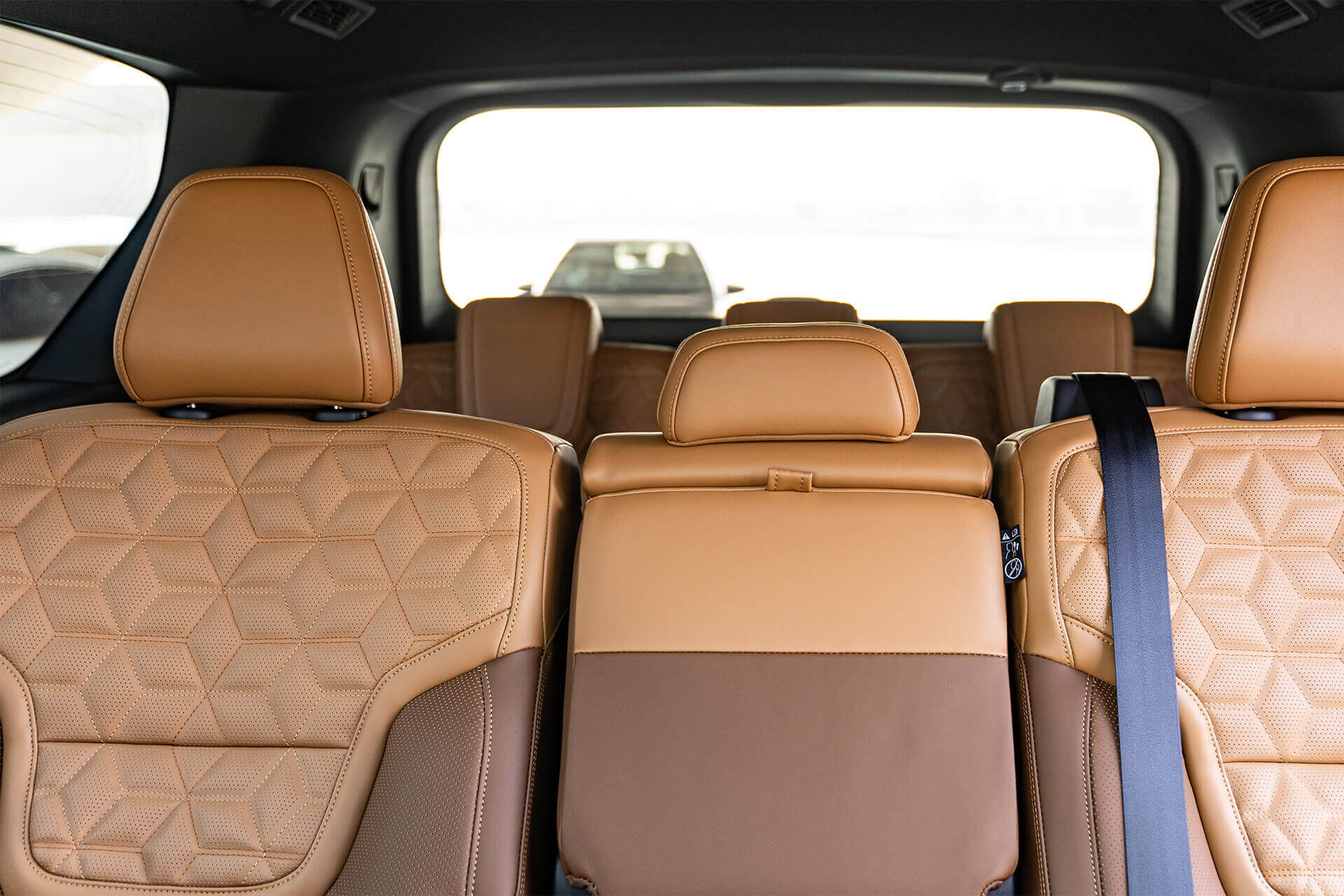 Nissan Patrol White Platinum City