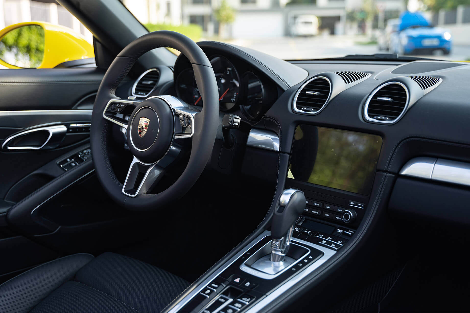 Porsche 718 Boxster Yellow