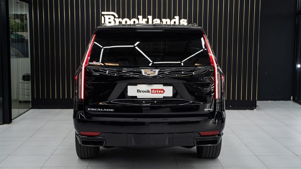 Cadillac Escalade Black Y