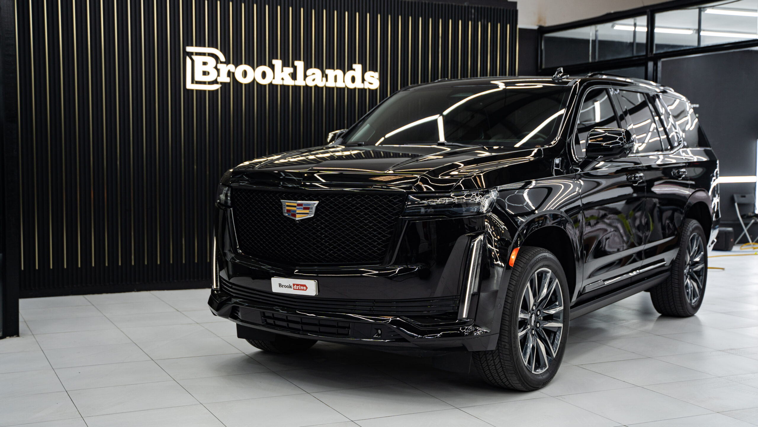 Cadillac Escalade Black Y