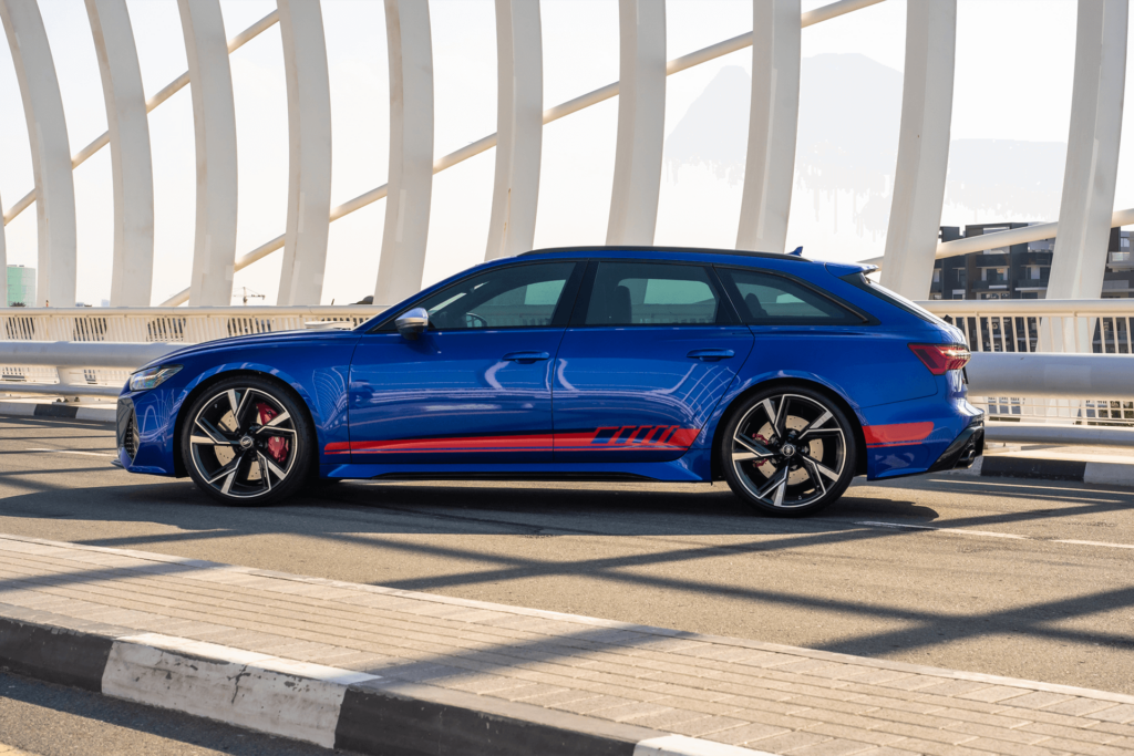 AUDI RS6 Avant