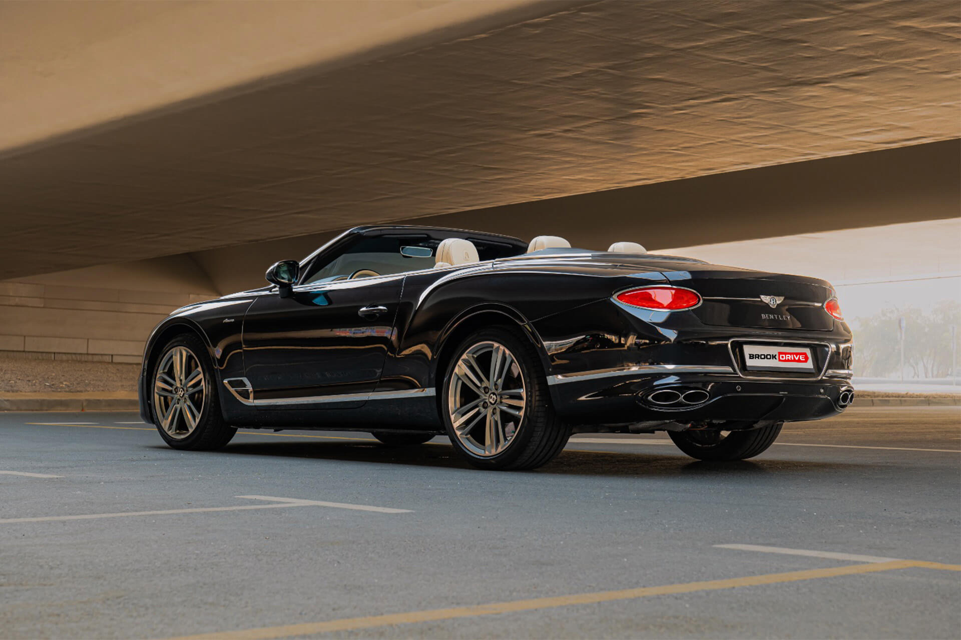 Bentley Continental GTC Azure Black