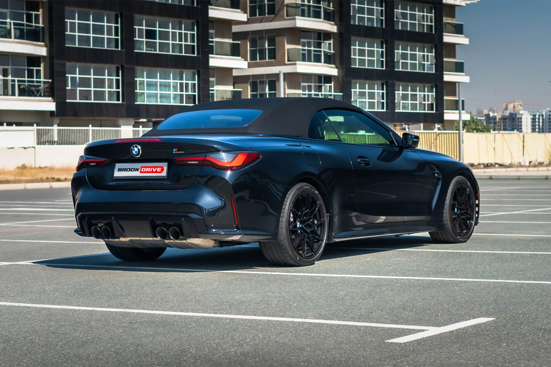 BMW M4 Competition Convertible Tanzanite Blue
