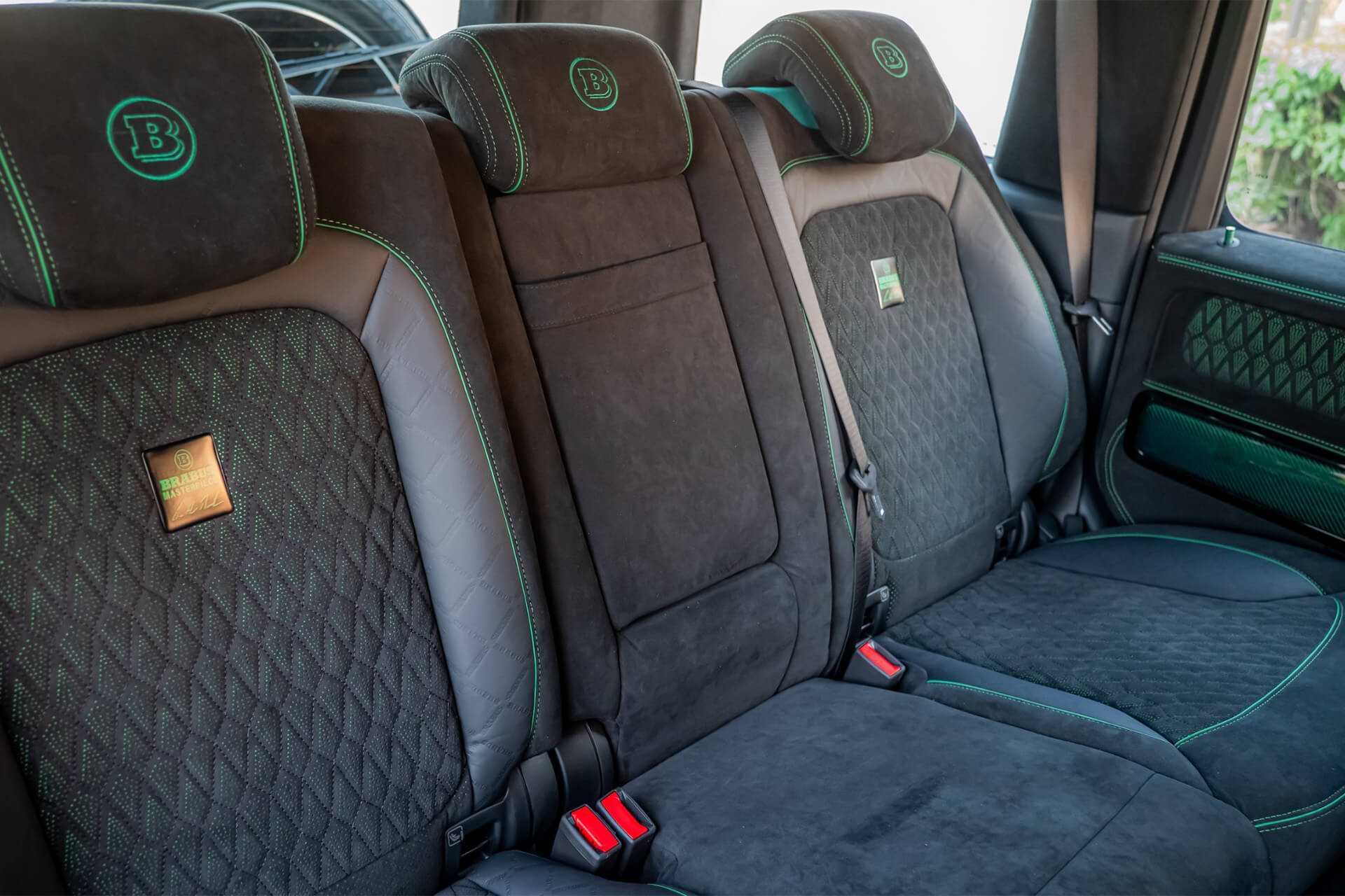 Mercedes G800 Brabus Emerald Green Metallic