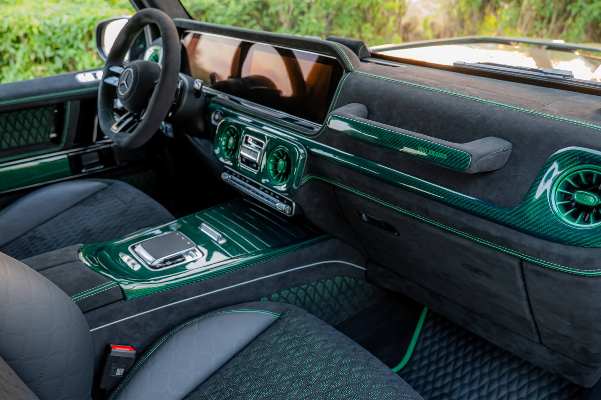 Mercedes G800 Brabus Emerald Green Metallic