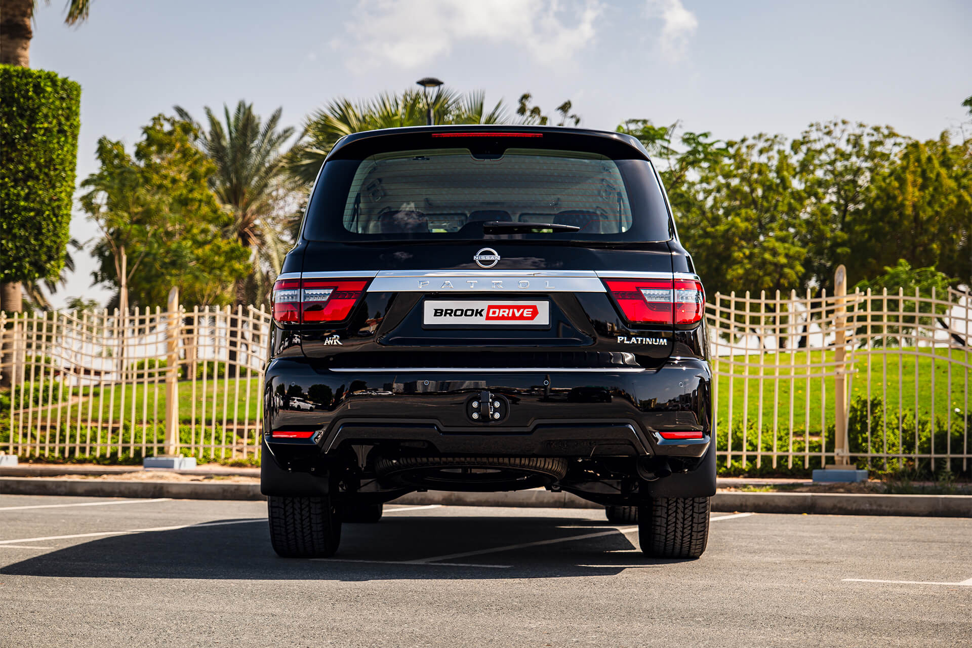 Nissan Patrol SE Platinum Black