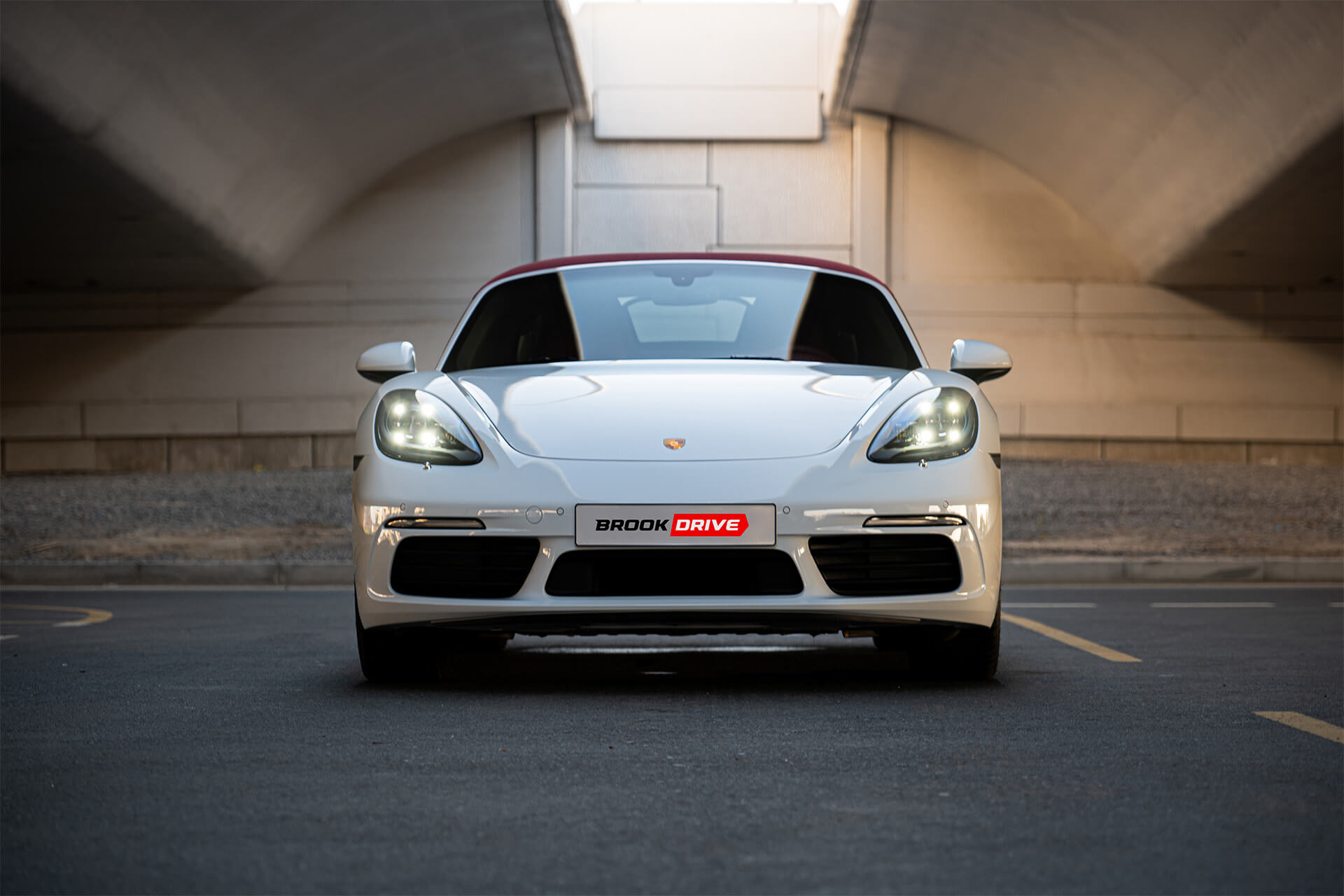 Porsche 718 Boxster White