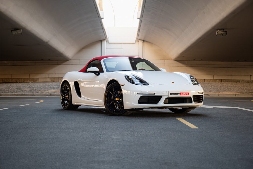 Porsche 718 Boxster White