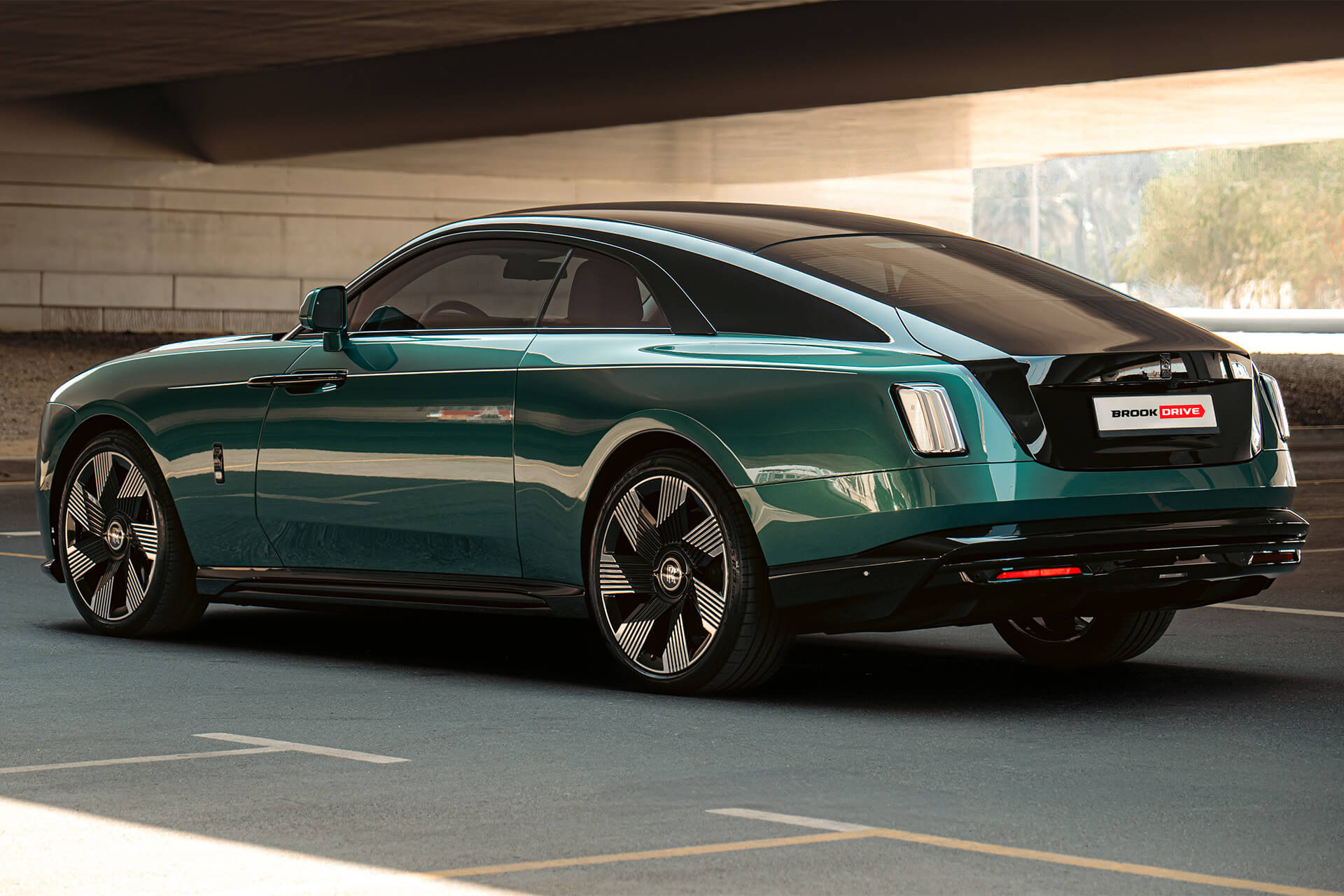 Rolls Royce Spectre Black Badge Imperial Jade