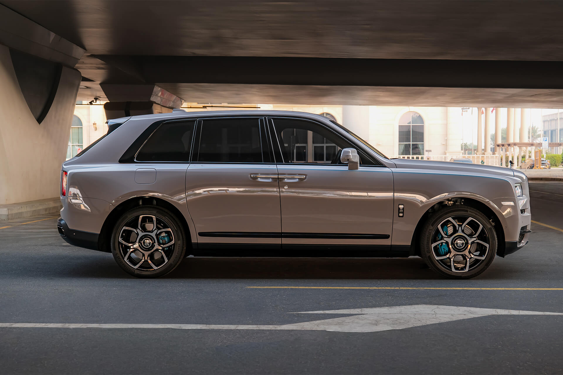 Rolls Royce Cullinan Black Badge Nardo Gray